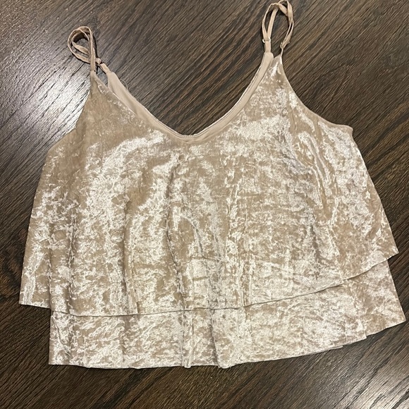 Ladies Cream Velvet Top Size L - Picture 3 of 4